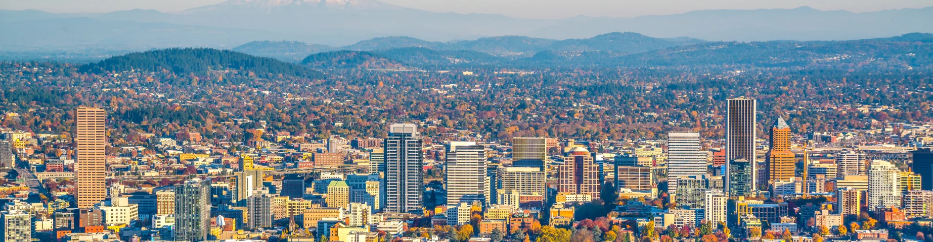 City of Portland Oregon and Mount Hood in Autumn, Oregon-USA – Home insurance in Oregon
